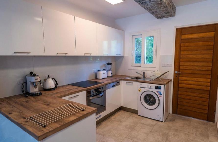 Holiday Cosy Home Paphos Luaran gambar